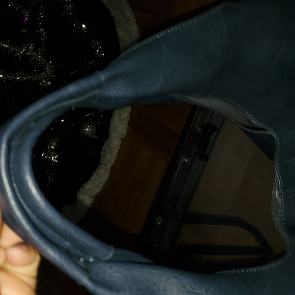 Ladies Ah•dorned handbag - Picture 2 of 10